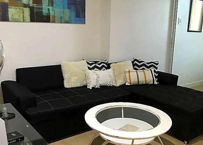 Hotel Azure 2br Serviced - Naia & Moa 3*